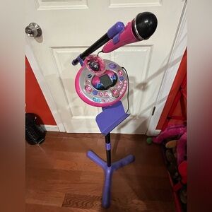 Vtech Kidi Star Karaoke Machine with Light Effects and Sounds